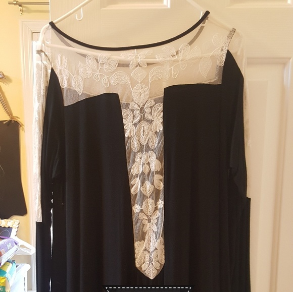 Top - Picture 2 of 2